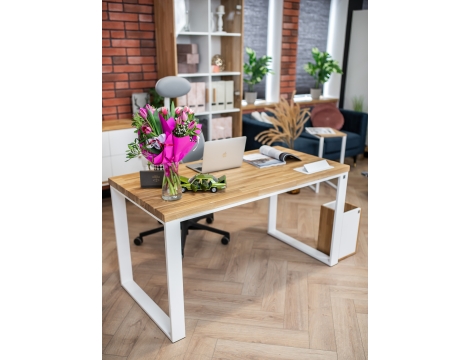DEERHORN® Kancelářský stůl z dubového dřeva a bílého kovu bez zástěny