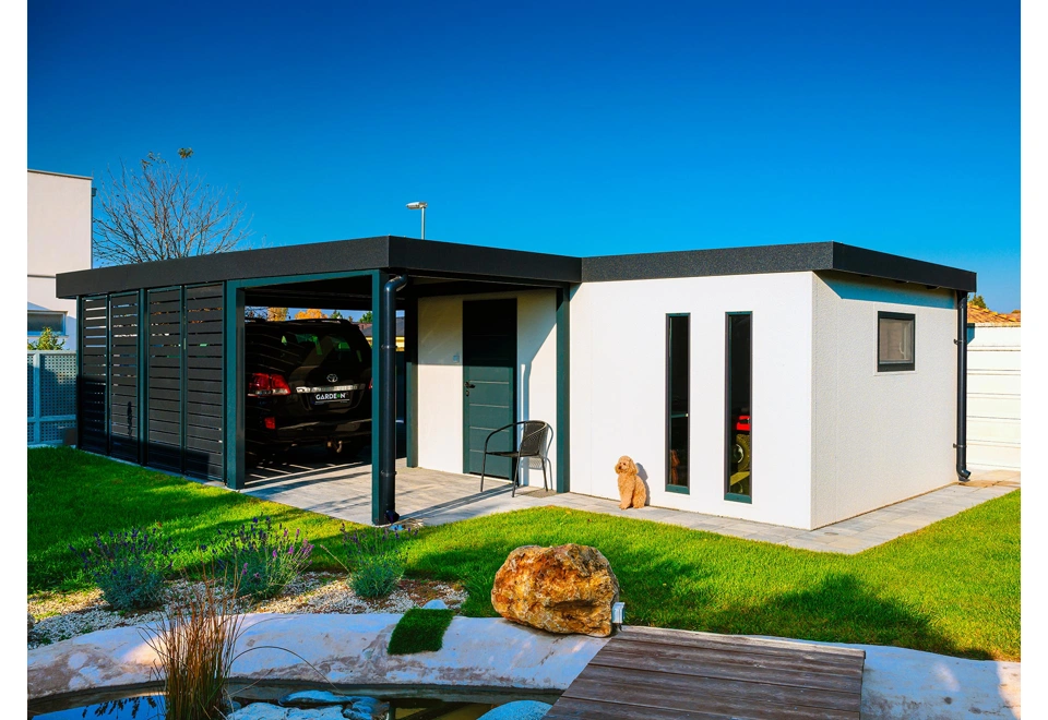 GARDEON® Garáž s dveřmi, oknem, 2 světlíky a přístřeškem