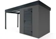 Zahradní domek s dveřmi Hörmann v antracitové barvě. Zahradní domek má přístřešek na levé straně o délce 3m.